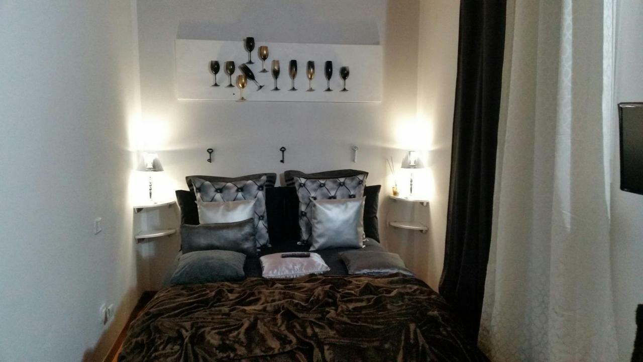 Отель Garda House Сандра Экстерьер фото