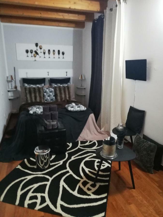 Отель Garda House Сандра Экстерьер фото