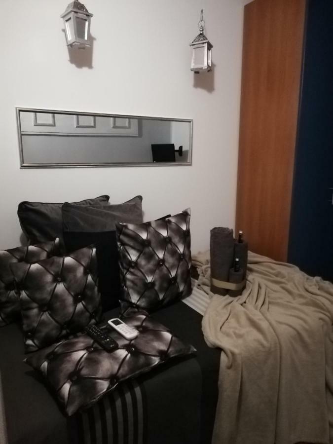 Отель Garda House Сандра Экстерьер фото