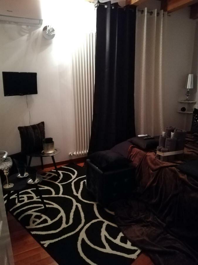 Отель Garda House Сандра Экстерьер фото