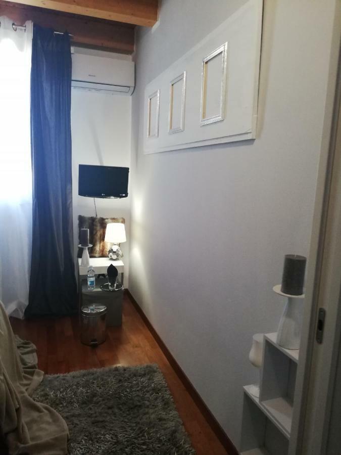 Отель Garda House Сандра Экстерьер фото