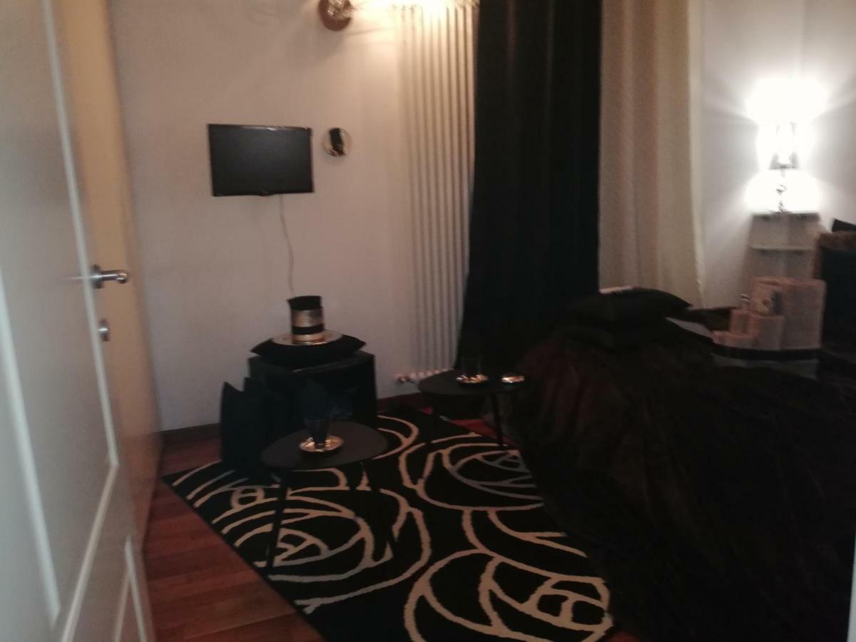 Отель Garda House Сандра Экстерьер фото